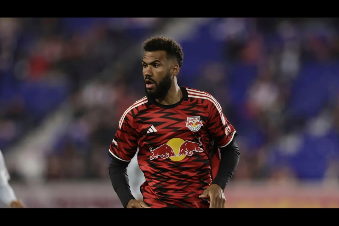 Eric-Maxim-Choupo-Moting-napastnik-Kamerunu-i-New-York-Red-Bulls-foto-Associated Press / Alamy Stock Photo