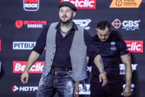 Boxdel-podczas-FAME-MMA-19-w-Krakowie-foto-Zuma Press / Alamy Stock Photo
