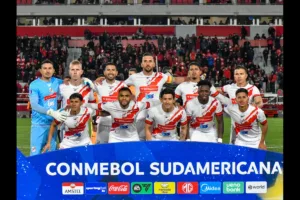 Nacional-Potosi-w-starciu-z-Independiente-de-Avellaneda-w-Copa-Sudamericana-foto-Facundo Morales / Alamy Stock Photo