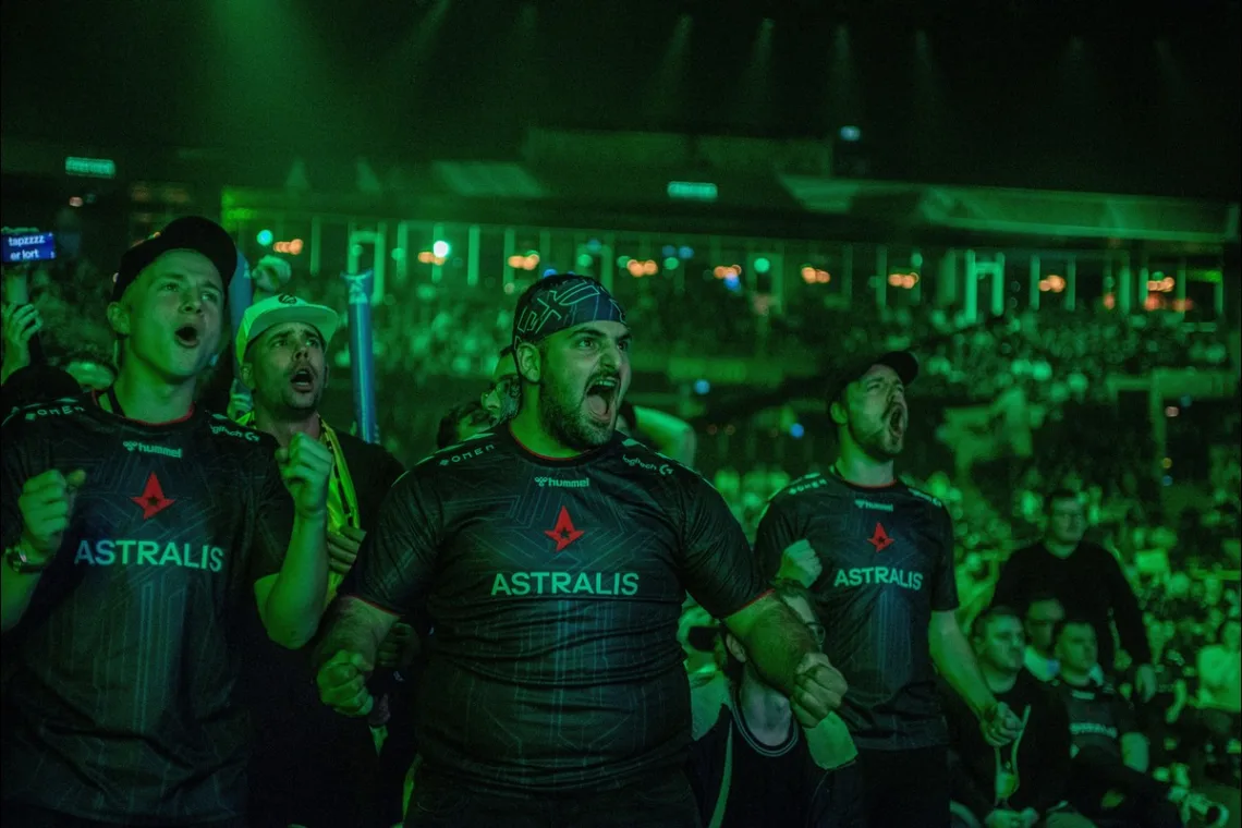 Fani Astralis