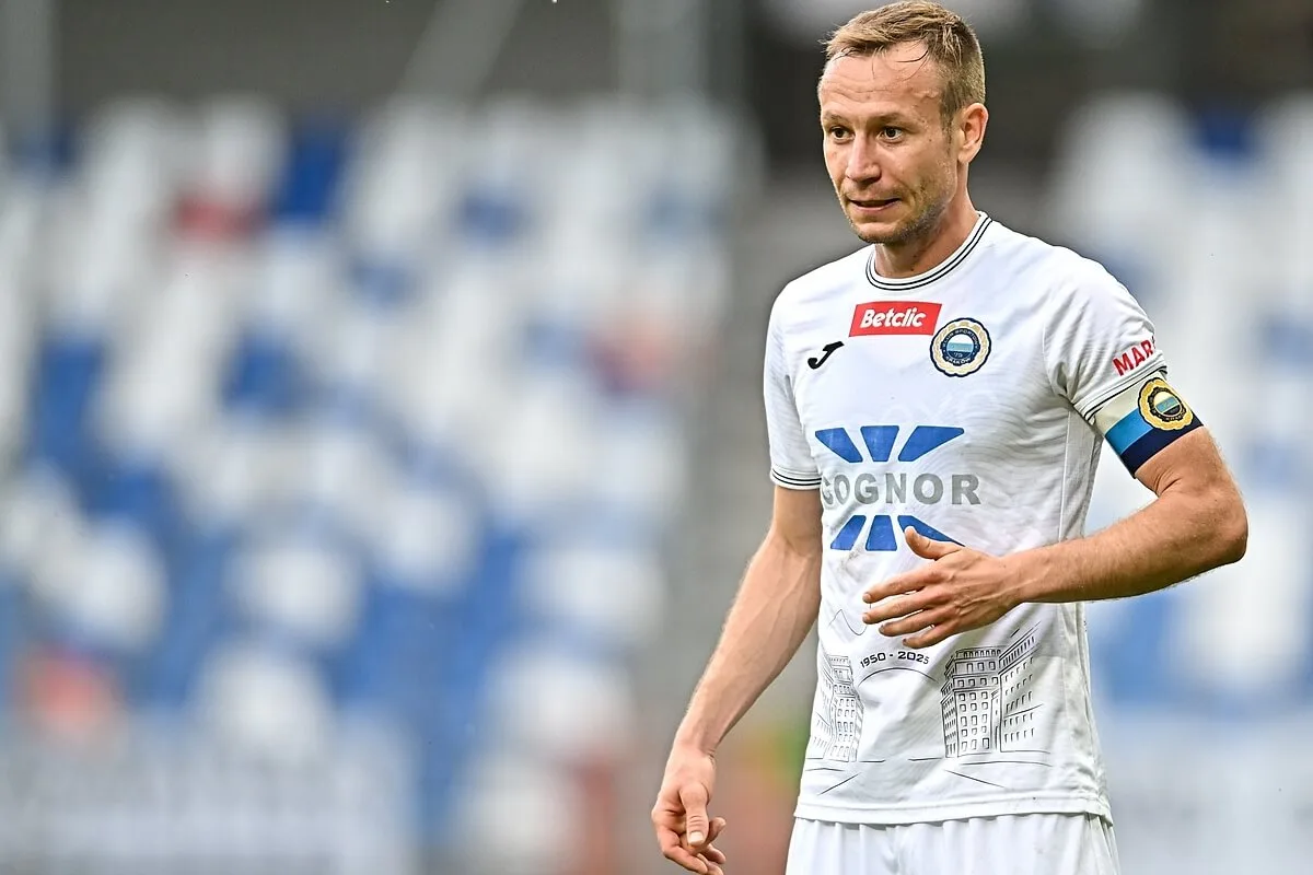 Hutnik Kraków – Unia Skierniewice: typy i kursy. Lider utrzyma formę?