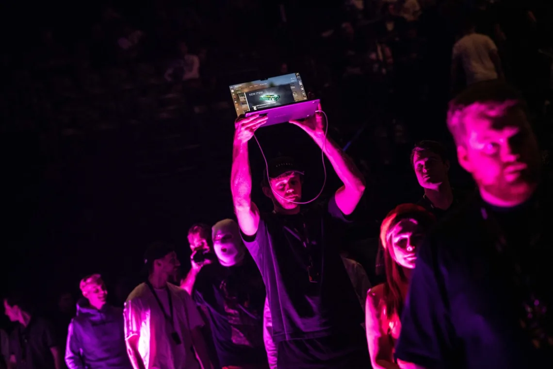 Fani podczas turnieju Blast Paris Major