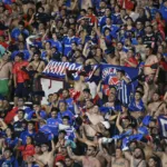 Kibice-U.-De-Chile-podczas-meczu-Copa-Libertadores-pomiedzy-Botafogo-a-U.-De-Chile-foto-Alamy
