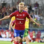 Brunes-celebrujacy-gola-w-kwalifikacjach-do-Ligi-Konferencji