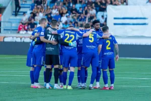 Zawodnicy-Astany-podczas-starcia-w-eliminacjach-do-Ligi-Konferencji-z-Lausanne-foto-Alamy
