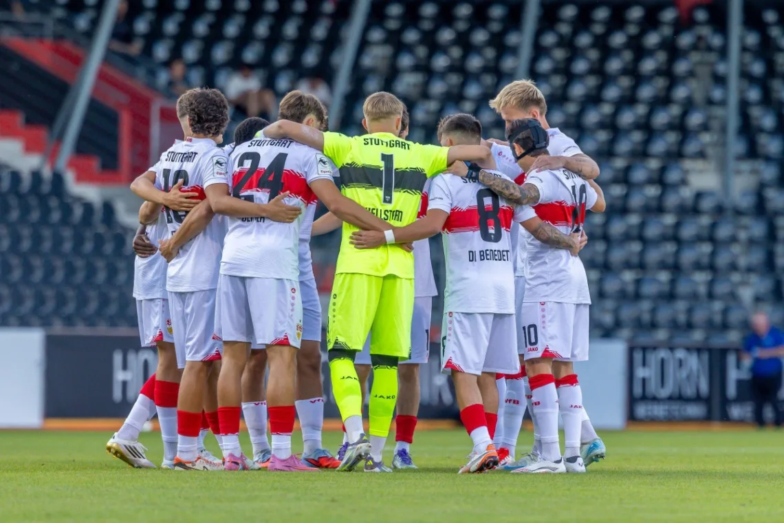 VfB Stuttgart - Bayern Monachium Typy i kursy. Mają na nich patent