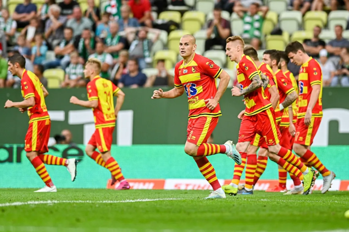 Jagiellonia Białystok - Dinamo Tirana Typy i kursy. Przedłużą passę
