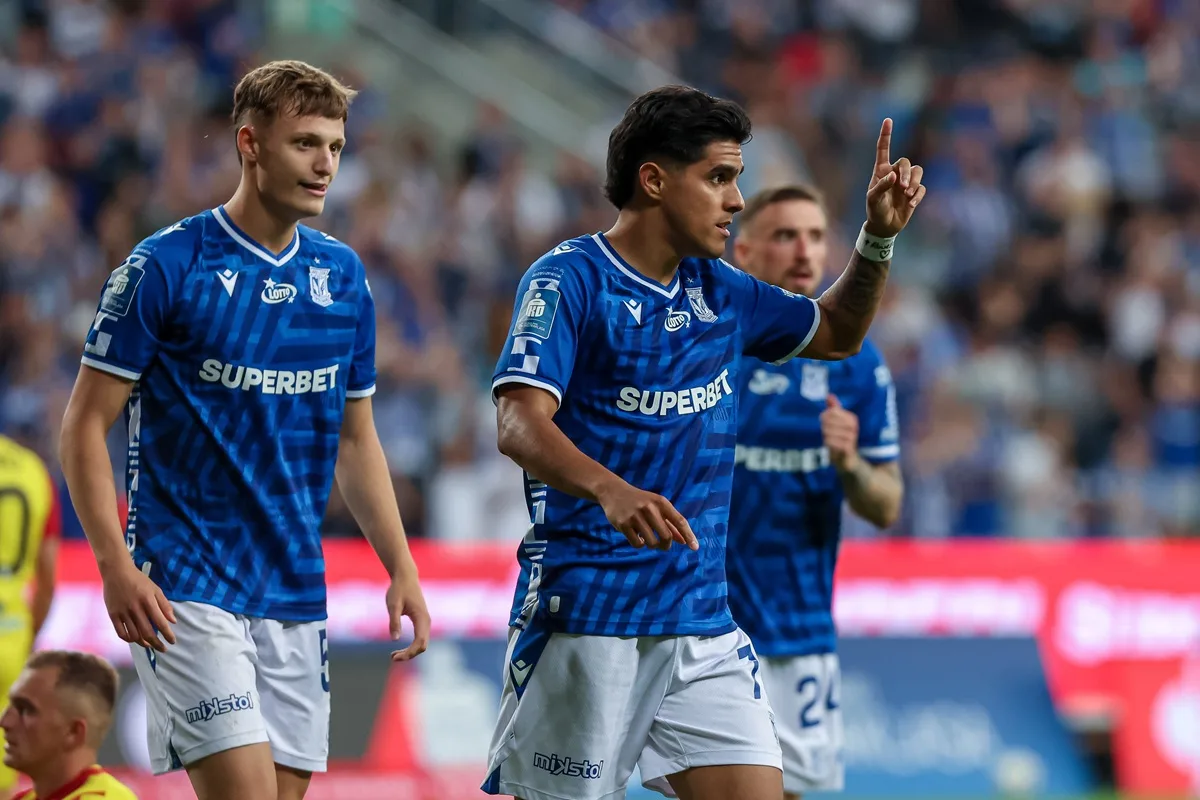 Lech, Legia, Raków i Jagiellonia walczą o fazę ligową europejskich pucharów. Sprawdź promocje!
