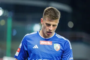 Pogoń Grodzisk - Miedź gdzie oglądać Transmisja TV i stream 02082025