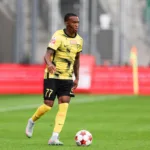 Semedo-prowadzacy-pilke