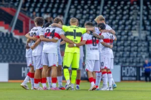 VfB Stuttgart - Bayern Monachium Typy i kursy. Mają na nich patent