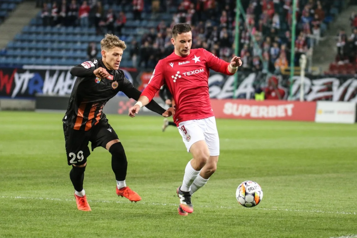 Pogoń Grodzisk - Chrobry gdzie oglądać Transmisja TV i stream 23082025