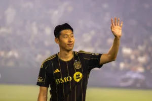 Heung-Min-Son-zagra-z-numerem-siedem-w-barwach-Los-Angeles-FC-foto-Alamy