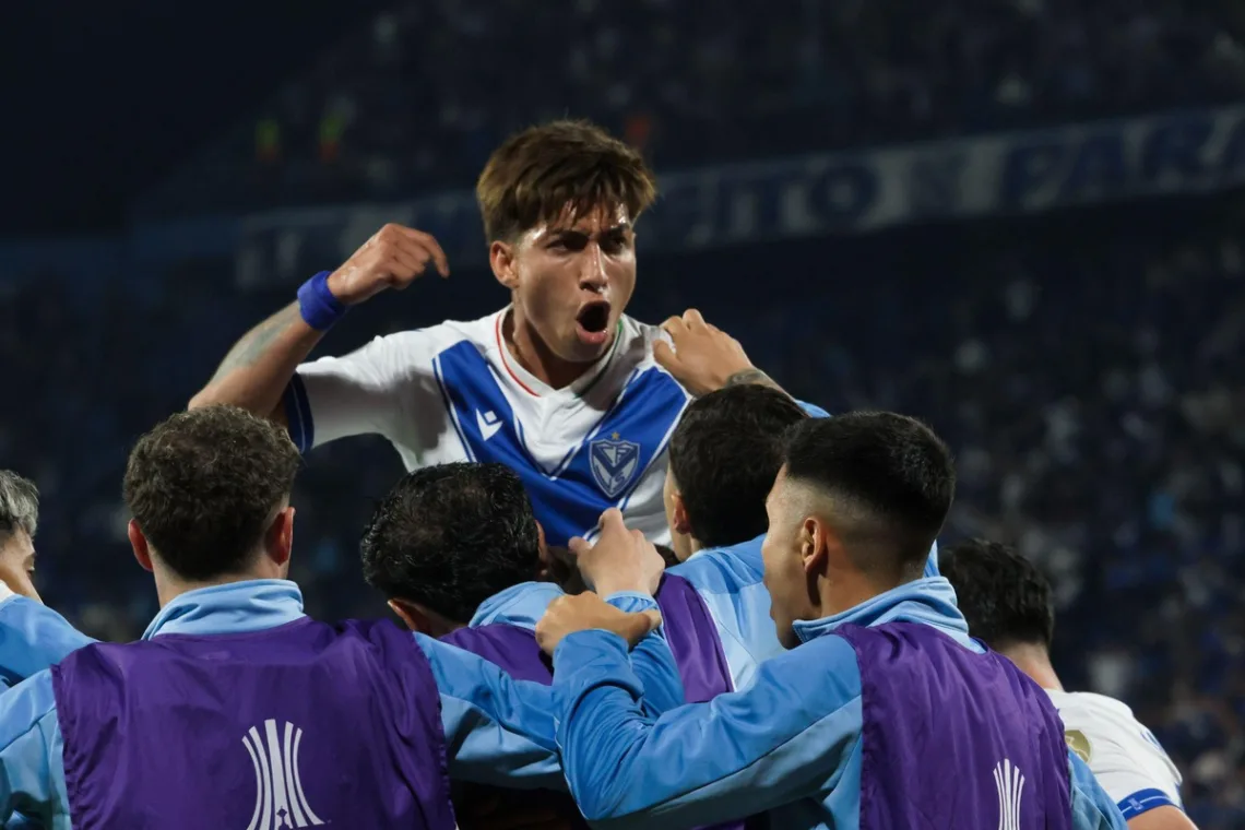 Maher-Carrizo-zawodnik-Velez-Sarsfield-2025-foto-Alamy