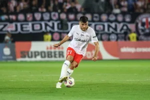 Cracovia - Górnik Zabrze gdzie oglądać Transmisja TV i stream 27092025