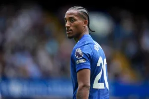 Joao-Pedro-w-koszulce-Chelsea