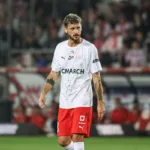Klich-na-boisku-podczas-meczu-z-Legia-Warszawa