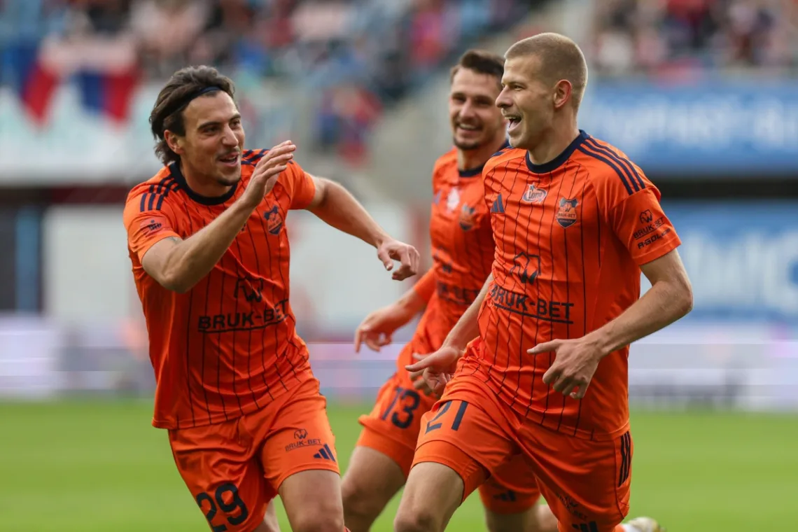Bruk-Bet Termalica - Widzew Łódź Typy i kursy. Oni będą zwycięscy