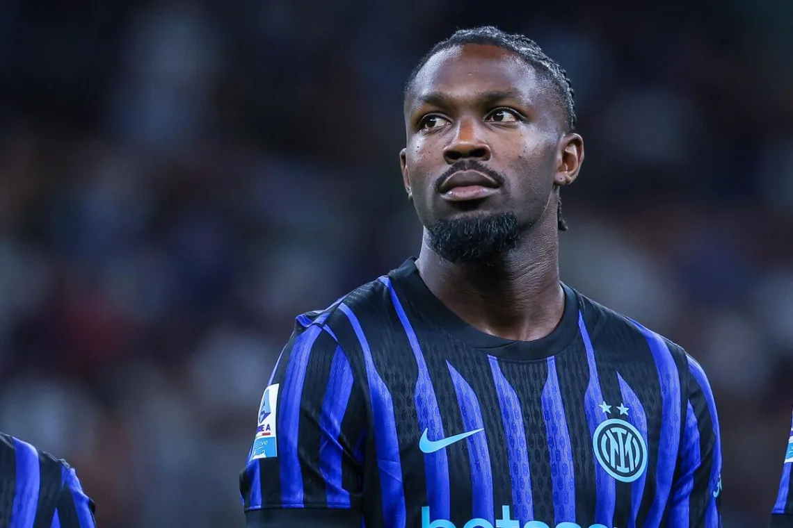 Marcus-Thuram-podczas-meczu-z-Juventusem-w-Serie-A