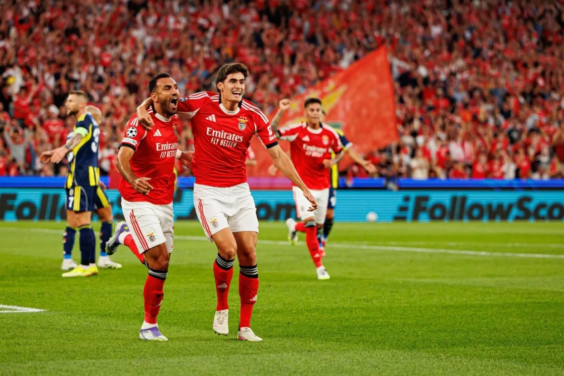 Vangelis Pavlidis, Antonio Silva vs Fenerbahce