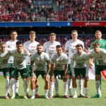 Druzyna-Slaska-Wroclaw-podczas-przegranego-starcia-z-Wisla-Krakow-zero-do-pieciu-2025-foto-Alamy