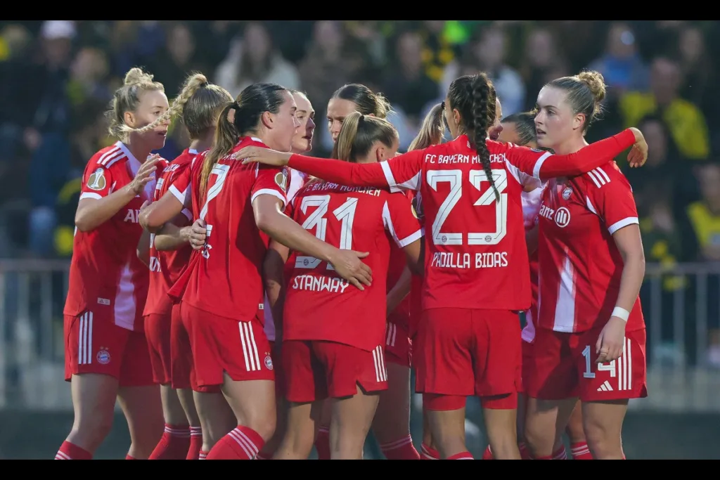 Zdjecie-z-pucharowego-starcia-pomiedzy-Dormundem-a-Bayernem-wygranym-przez-Munich-dwa-do-zera-foto-Alamy
