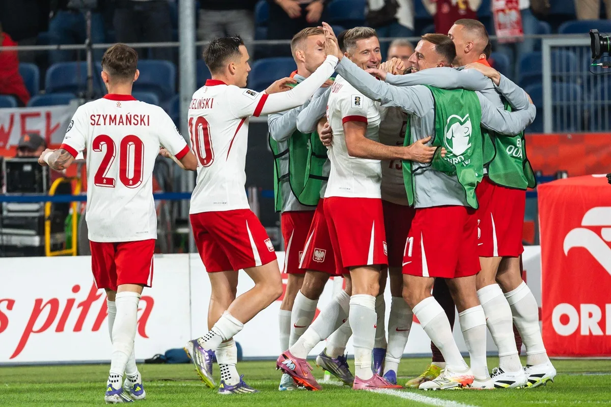 Litwa – Polska: promocje bukmacherskie na mecz el. MŚ 2026. Sprawdź!