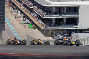 fot-alamy-red-bull-max-verstappen-lando-norris-oscar-piastri