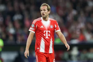 Bayern - Borussia gdzie oglądać Transmisja TV i stream 18102025