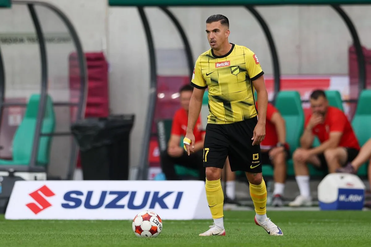 Miedź Legnica – KS Wieczysta Kraków: typy i kursy. Gospodarze zaskoczą faworyta?