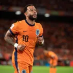 Depay-podczas-meczu-Holandia-Polska
