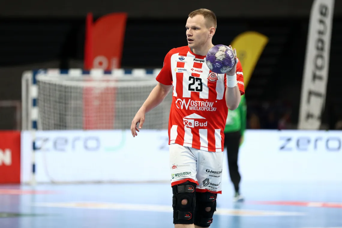 fot-pressfocus-rebud-kpr-ostrovia-ostrow-wielkopolski-reczna