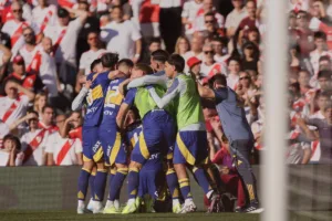 Kwietniowy-klasyk-pomiedzy-Boca-a-River-Plate-2025-foto-Alamy