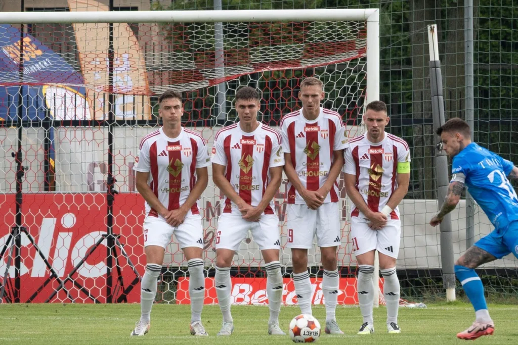 Zawodnicy Pogonii Grodzisk Mazowiecki