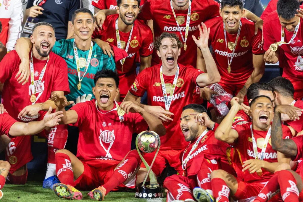 Toluca-ekipa-ktora-wygrała-spotkanie-mistrzow-w-Meksyku-2025-foto-Alamy