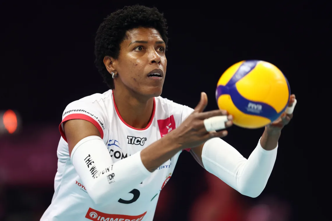 fot-pressfocus-lks-commercecon-lodz-regiane-bidias