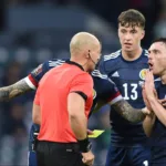 Zawodnicy Szkocji i Marciniak