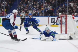 Avalanche Canucks NHL