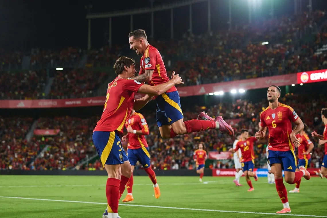 Piłkarze Hiszpanii radość vs Gruzja