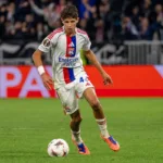 Kgalis Merah vs Bases