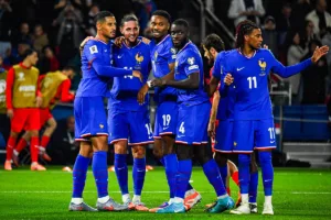 Piłkarze Francji vs Azerbejdżan