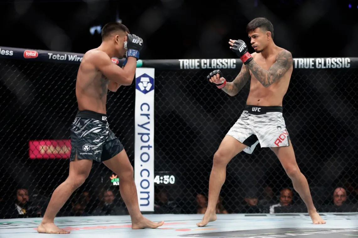 fot-alamy-brandon-royval-ufc-fight-night-manel-kape