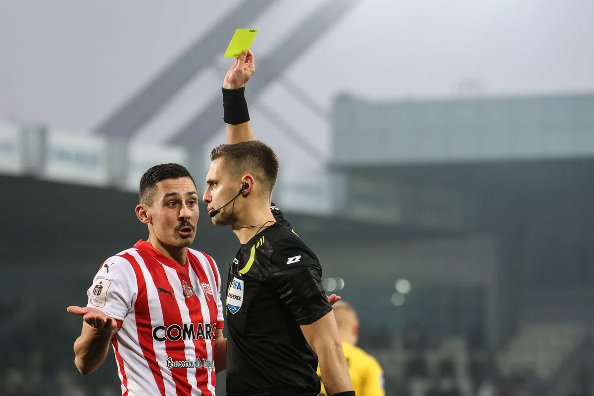 Cracovia w swoim stylu będzie faulować i łapać kartki? Singiel 2.40 na Ekstraklasę!