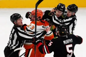 NHL BLACKHAWKS DUCKS