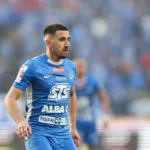 Konczkowski-w-koszulce-Ruchu-Chorzow