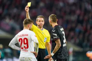 Zawodnicy Koeln i Leverkusen