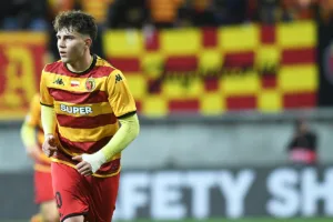 Oskar Pietruszewski vs Rayo Vallecano