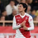 Takumi Minamino vs PSG