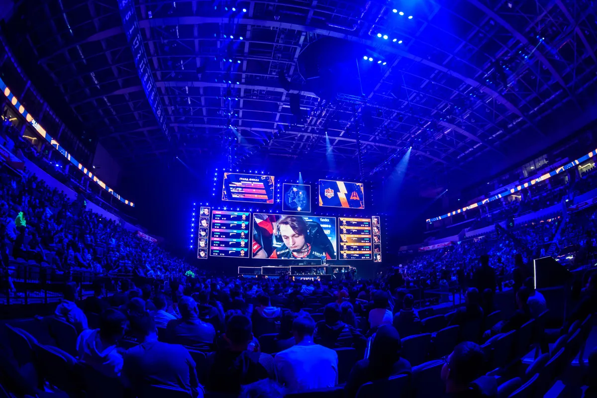 Co pokaże nowe BC.Game? Gramy esport z kursem 3.05!