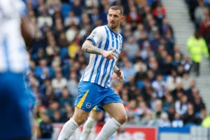 Lewis Dunk podczas meczu